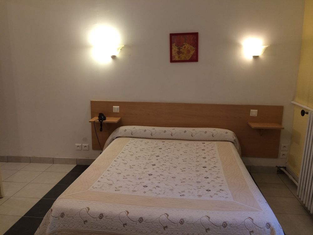 מונפלייה Hotel Acapulco מראה חיצוני תמונה