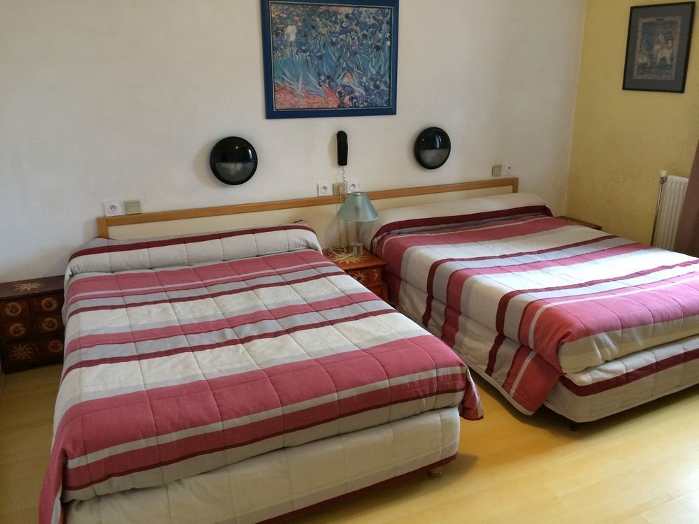 מונפלייה Hotel Acapulco מראה חיצוני תמונה